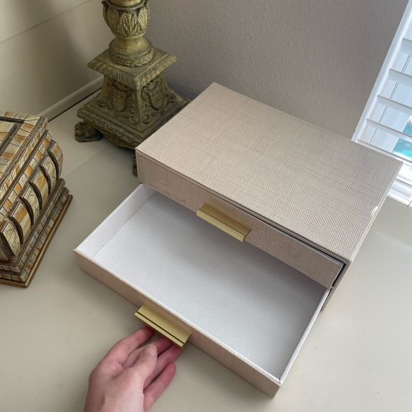 NWT jute jewelry box Elegant Cream Storage Box with Gold drawer pull Accents - Picture 2 of 16